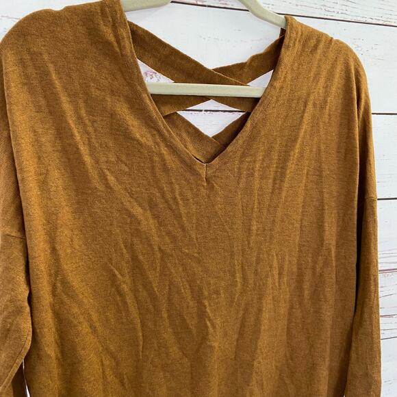 Windsor S Brown Oversized Criss Cross Strappy Open Back Soft Knit Vneck Sweater - Picture 4 of 7